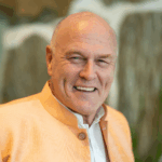 johtamisen ja myynnin kehittämisen valmentaja Ari Kauhanen